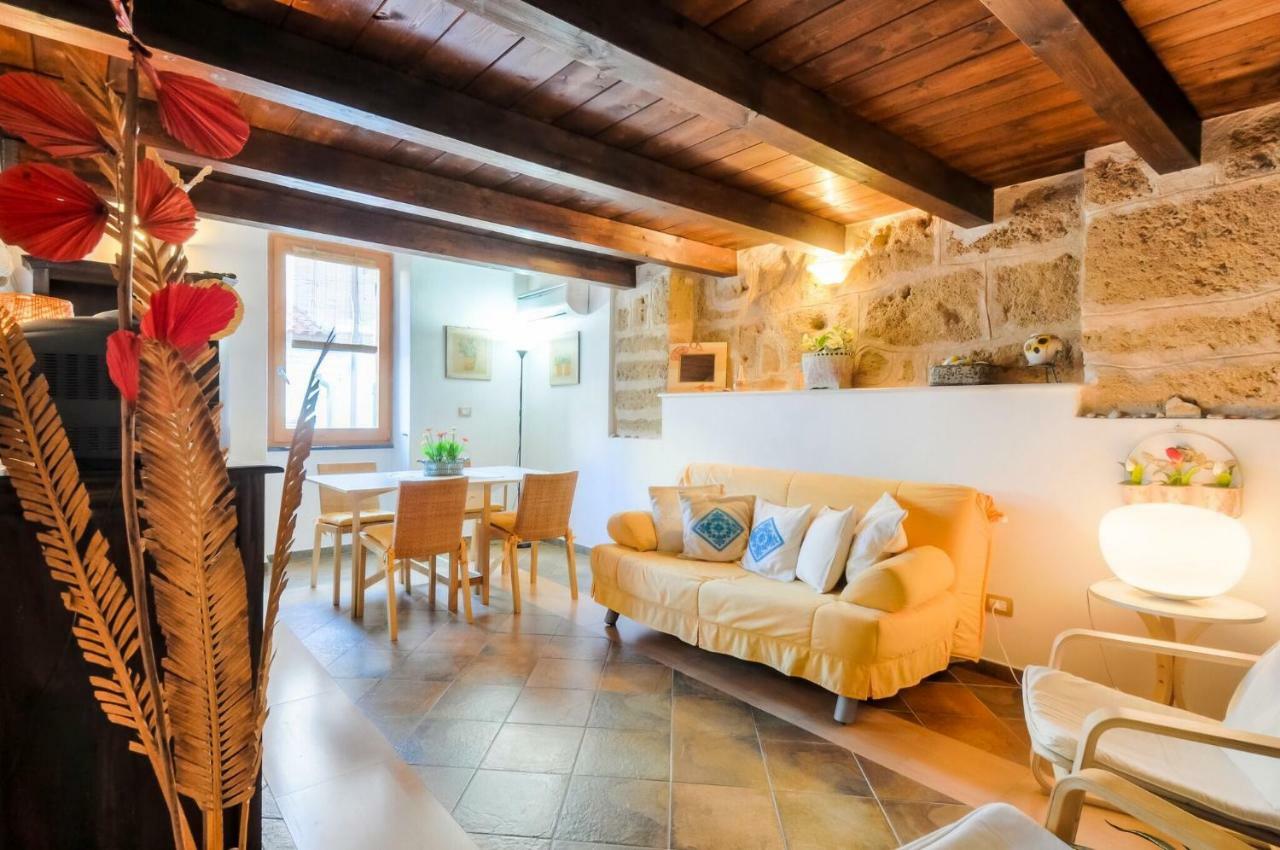 Alghero Old Town Apartment Steps To Sea And Scenic Ramparts Екстериор снимка
