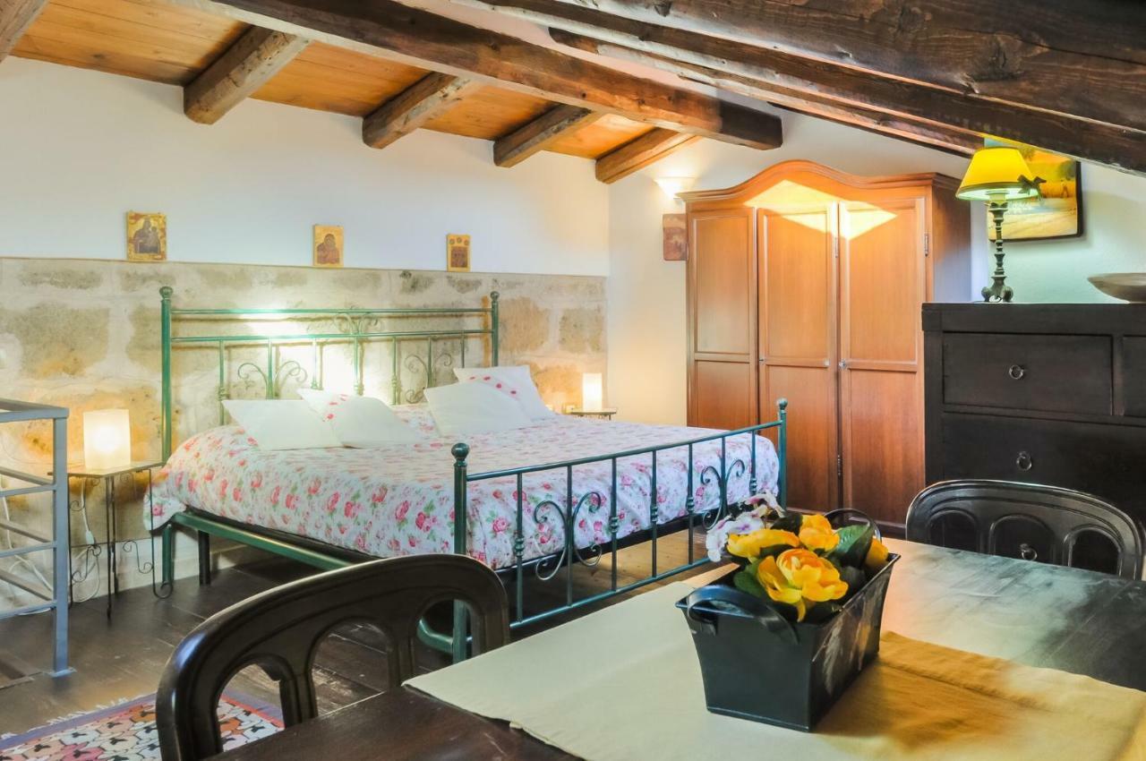 Alghero Old Town Apartment Steps To Sea And Scenic Ramparts Екстериор снимка